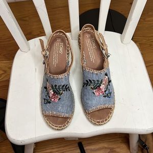 Toms Slingback Wedges